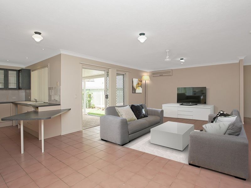 7 Elsemore Court, Carrara QLD 4211