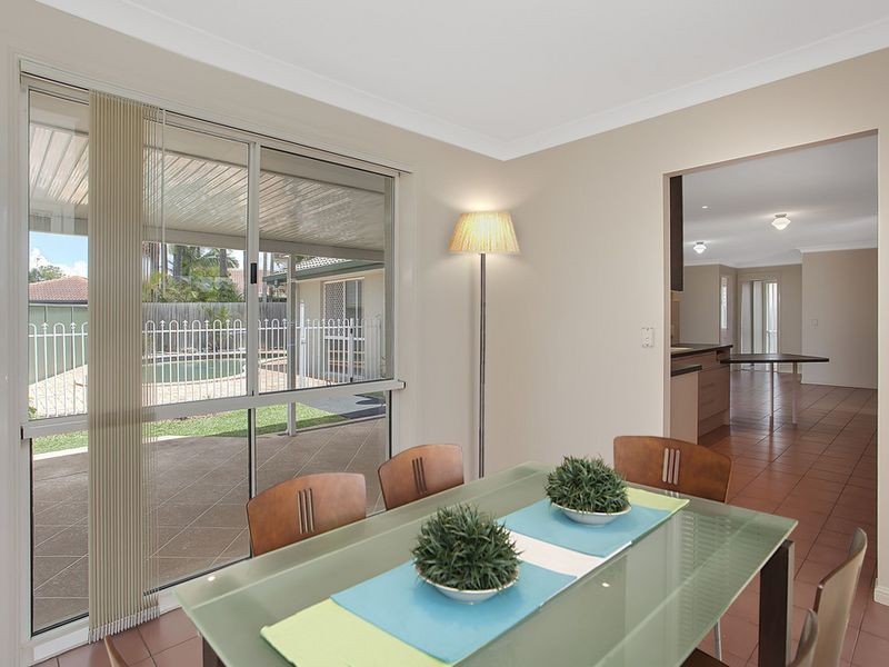 7 Elsemore Court, Carrara QLD 4211