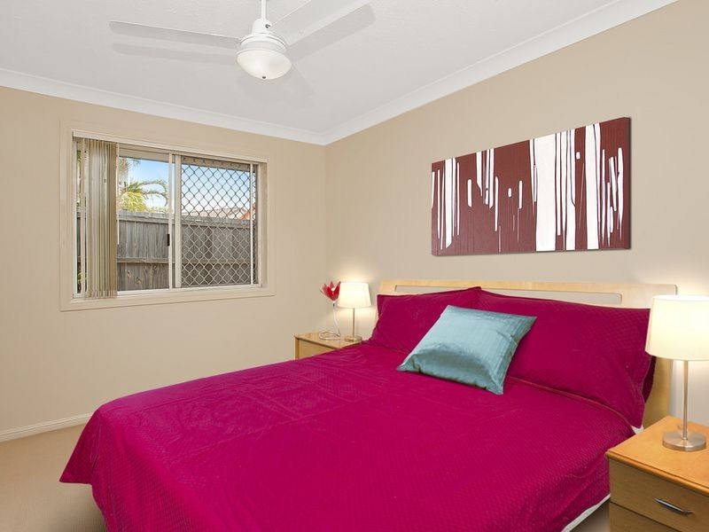 7 Elsemore Court, Carrara QLD 4211