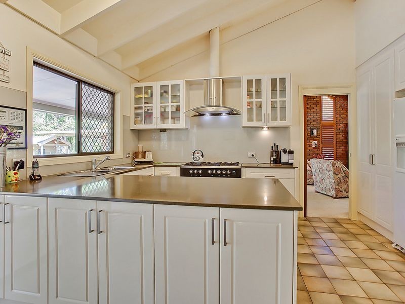 113 Clagiraba Road, Clagiraba QLD 4211