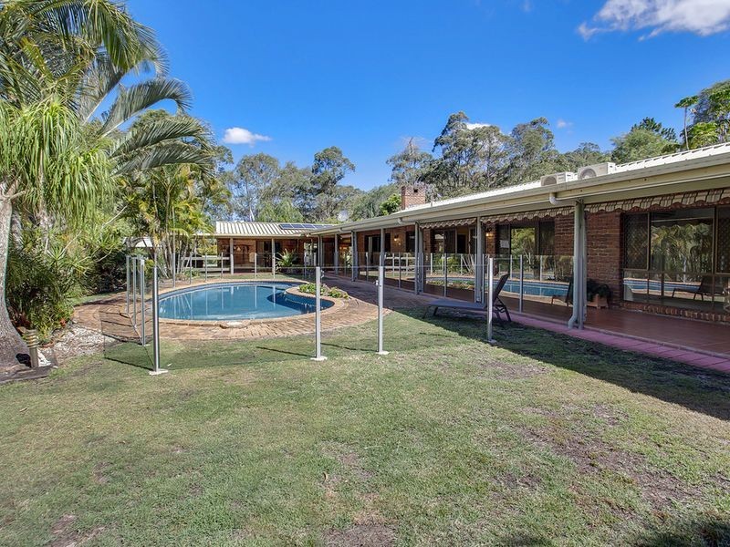 113 Clagiraba Road, Clagiraba QLD 4211