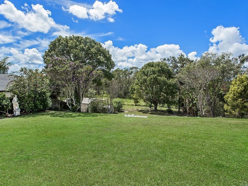 13 Elsemore Court, Carrara QLD 4211