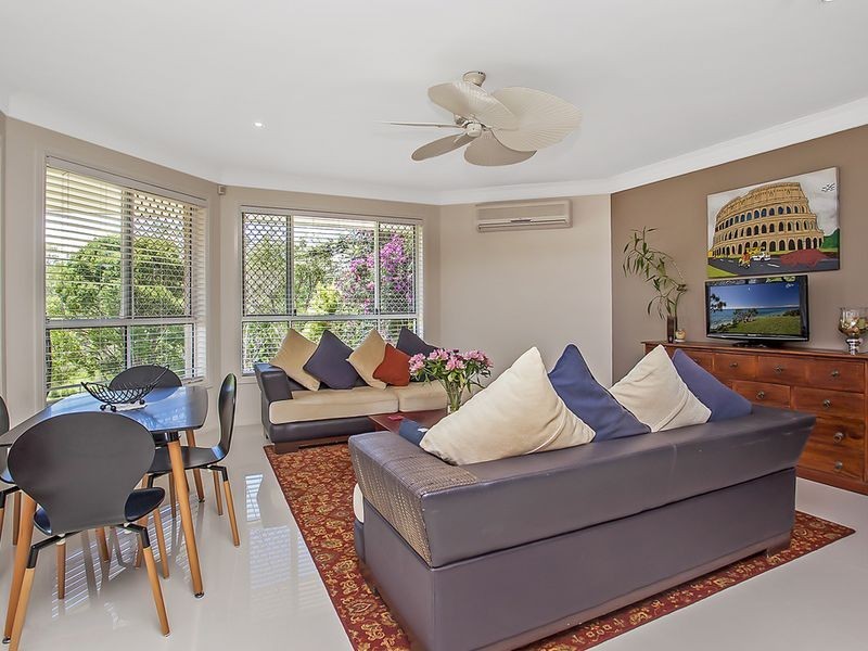 13 Elsemore Court, Carrara QLD 4211