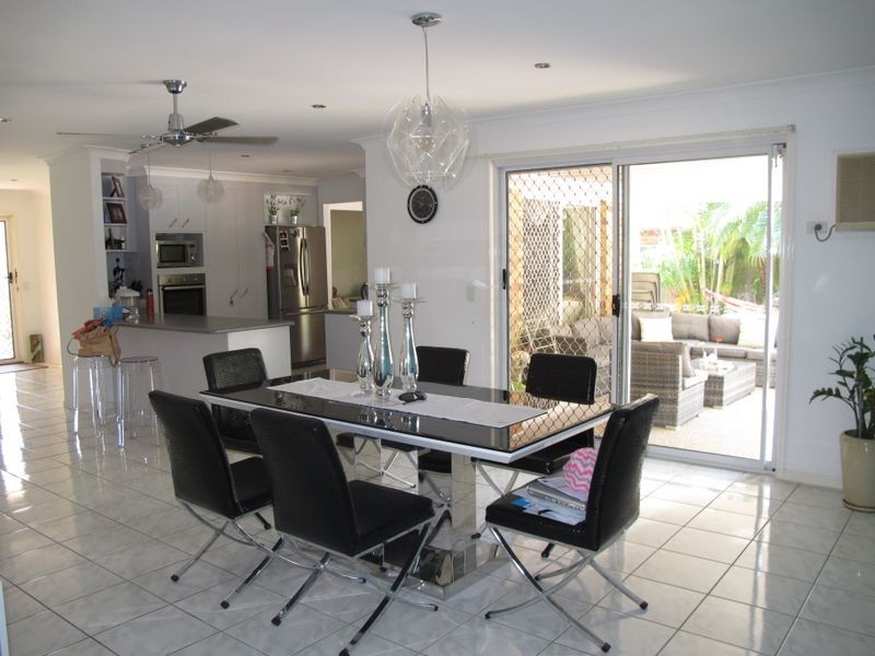 9 Lancaster Court, Nerang QLD 4211