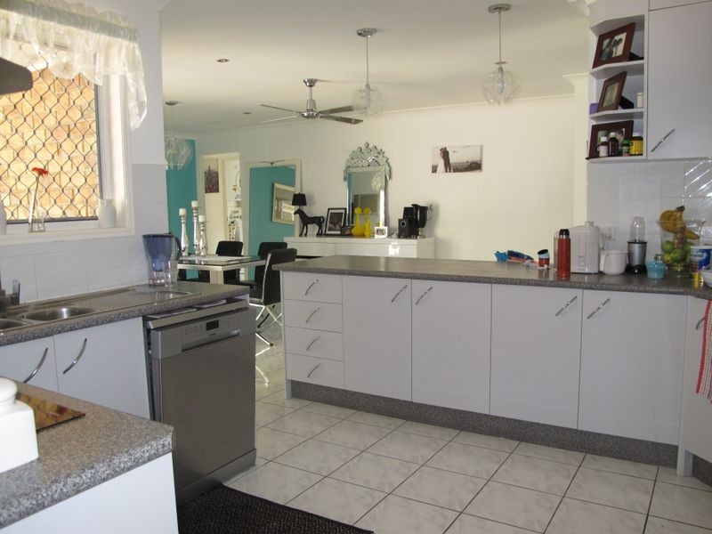 9 Lancaster Court, Nerang QLD 4211