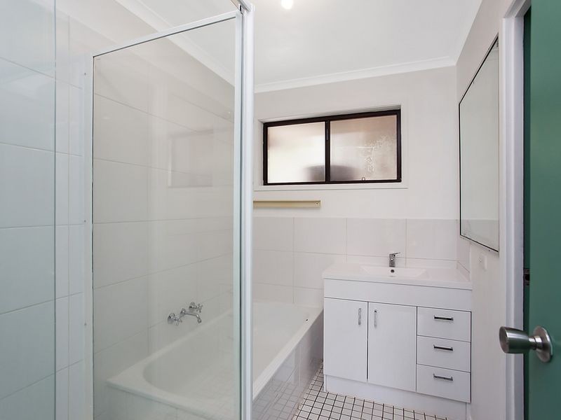 34 Orlando Court, Highland Park QLD 4211