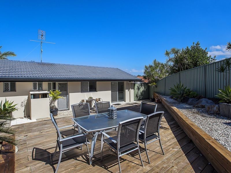 14 Plateau Crescent, Carrara QLD 4211