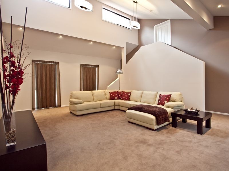 22 Yarraowee Drive, Nerang QLD 4211