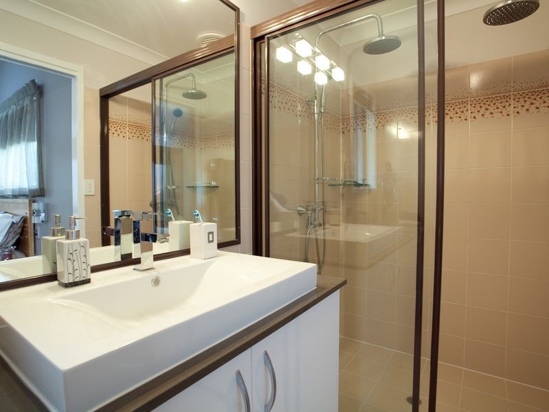 22 Yarraowee Drive, Nerang QLD 4211