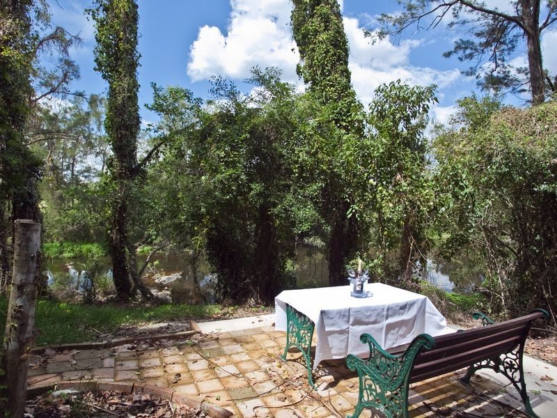 22 Yarraowee Drive, Nerang QLD 4211