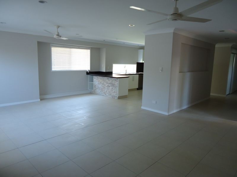 54 Alison Road, Carrara QLD 4211