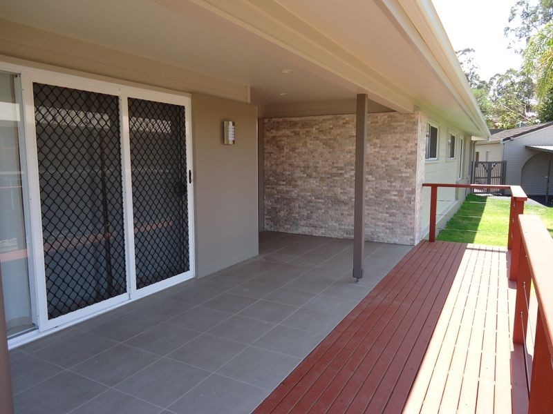 54 Alison Road, Carrara QLD 4211