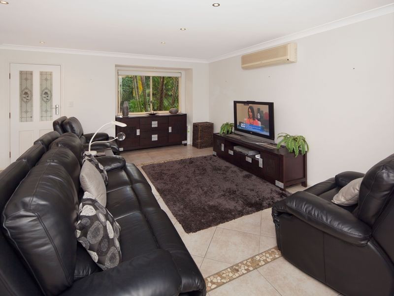 10 Birdlife Court, Nerang QLD 4211