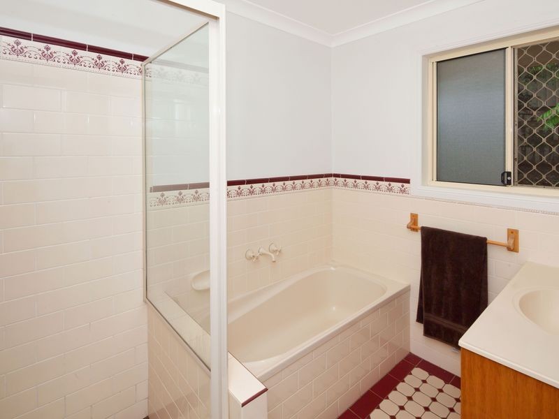 10 Birdlife Court, Nerang QLD 4211