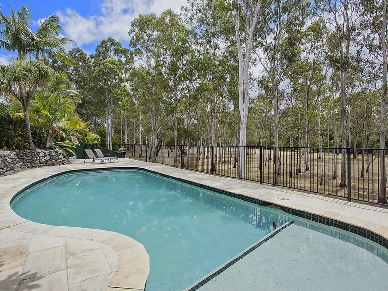 58 Nerang River Drive, Nerang QLD 4211