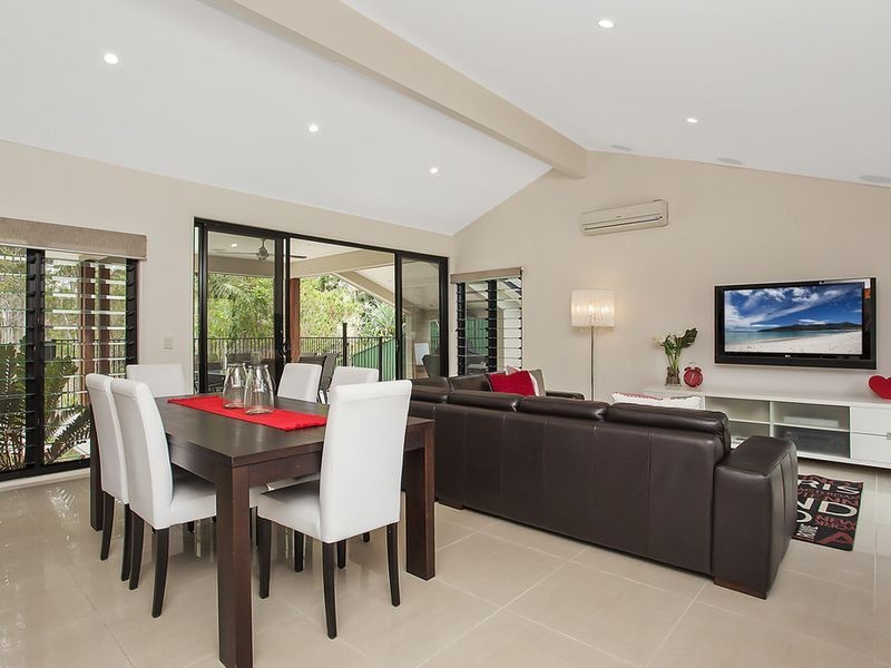 58 Nerang River Drive, Nerang QLD 4211