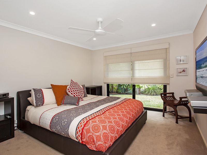 58 Nerang River Drive, Nerang QLD 4211