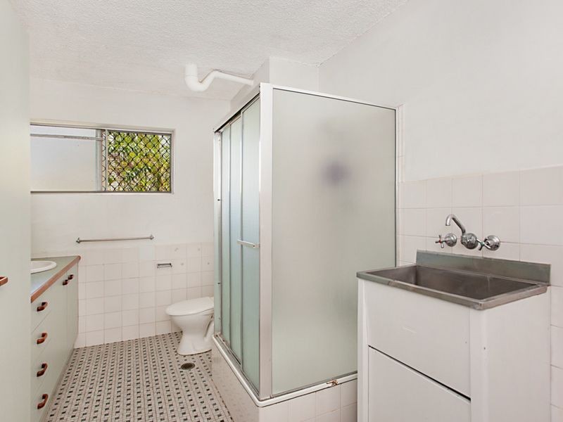 33/224 Marine Parade, Labrador QLD 4215