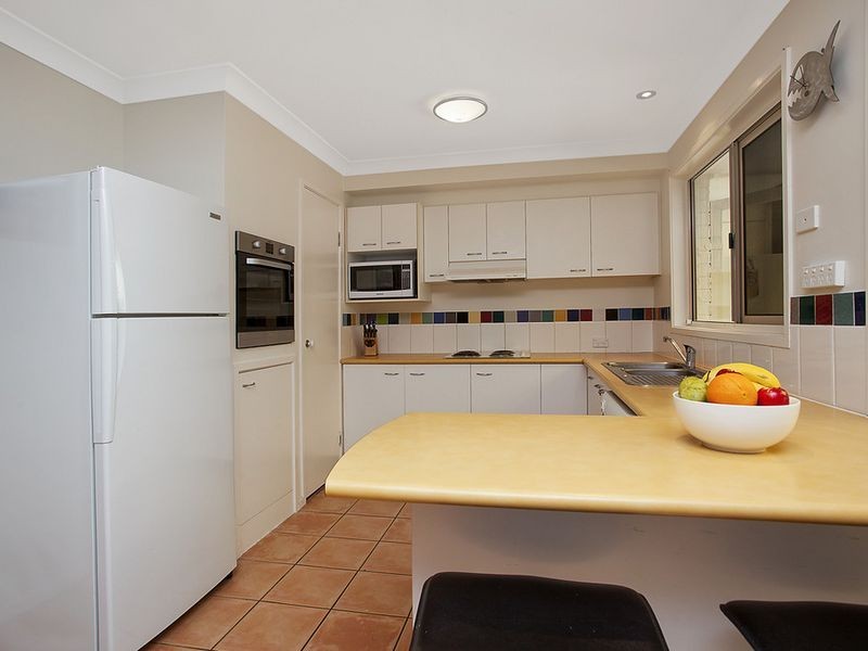 22 The Mores, Nerang QLD 4211