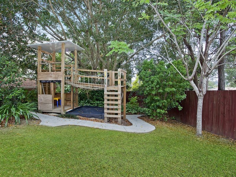22 The Mores, Nerang QLD 4211