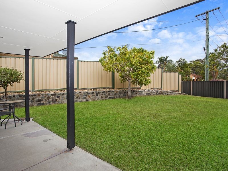 22 The Mores, Nerang QLD 4211