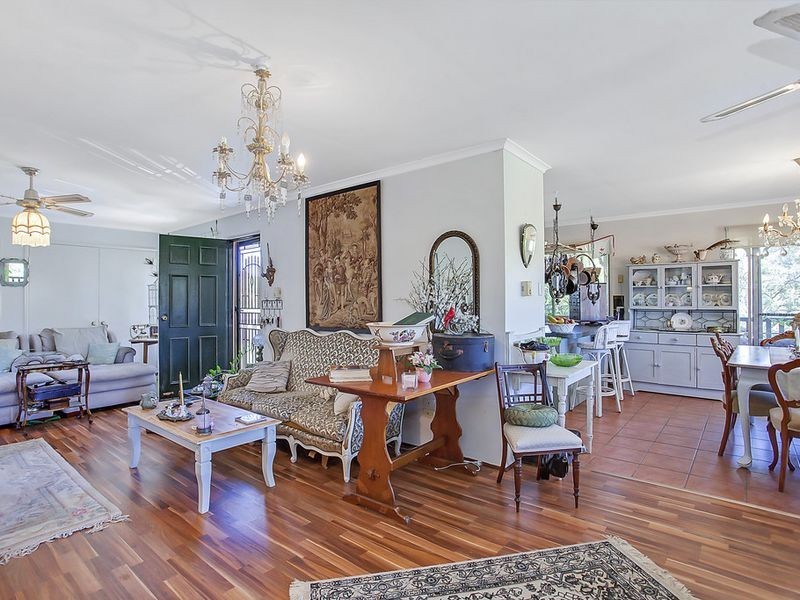 1 Sevenoaks Court, Worongary QLD 4213