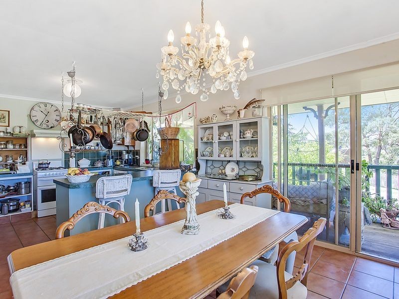 1 Sevenoaks Court, Worongary QLD 4213