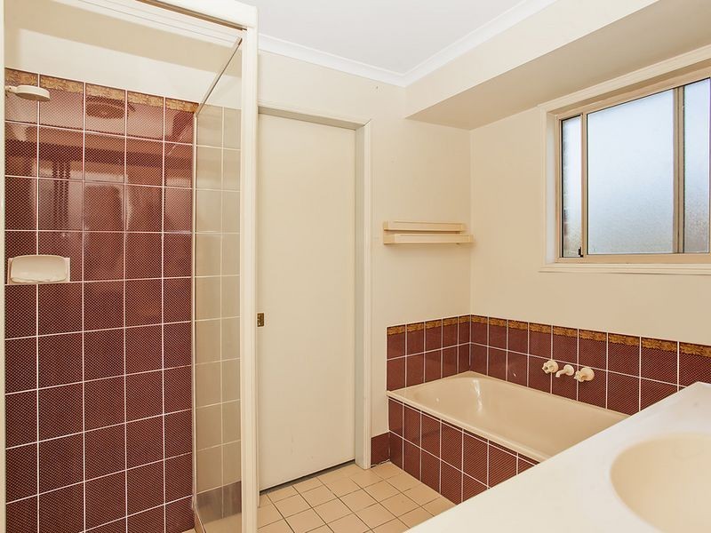 1 Sevenoaks Court, Worongary QLD 4213