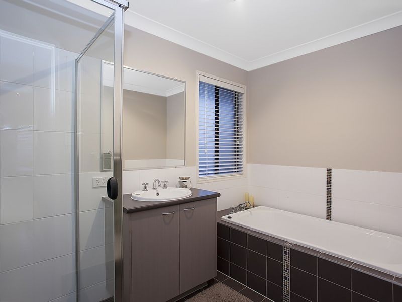 14 Platinum Court, Gilston QLD 4211