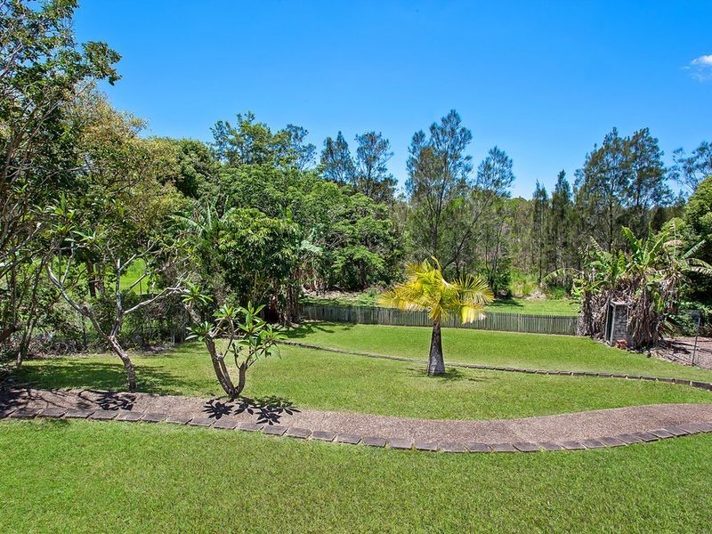11 Elsemore Court, Carrara QLD 4211