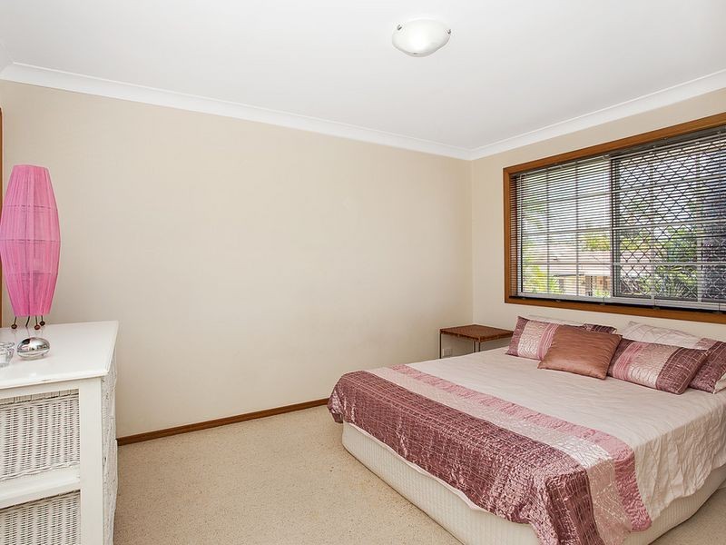 11 Elsemore Court, Carrara QLD 4211