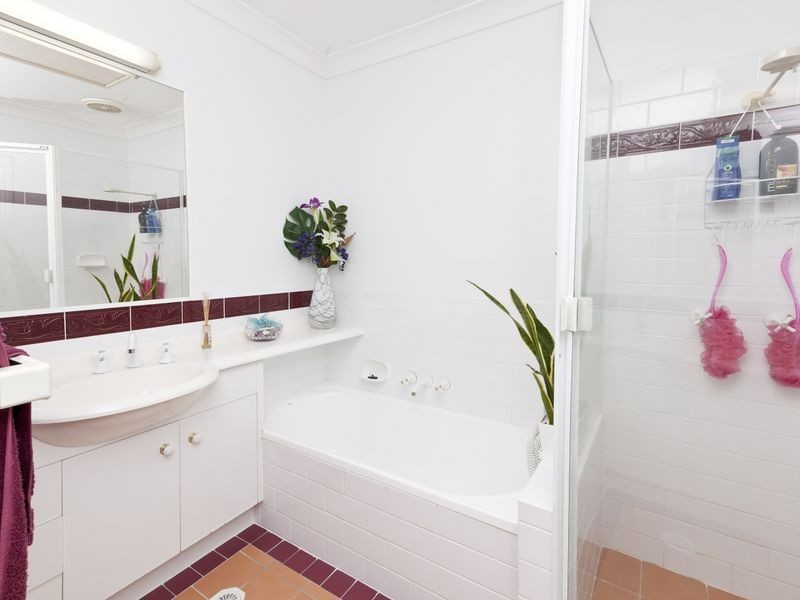 4/41 Beltana Way, Nerang QLD 4211