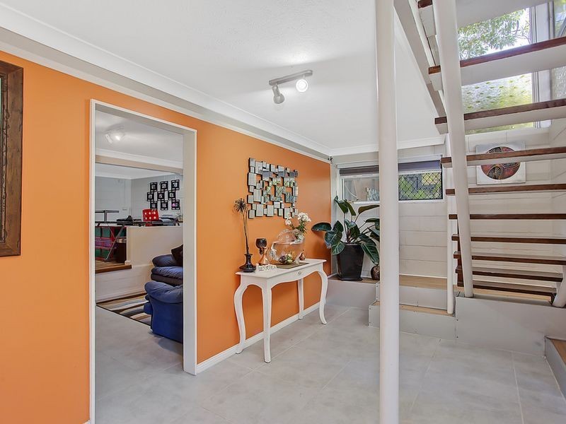 19 Paradise Street, Nerang QLD 4211