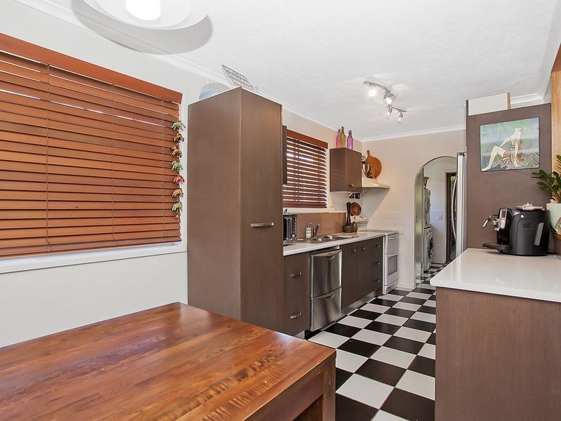 19 Paradise Street, Nerang QLD 4211