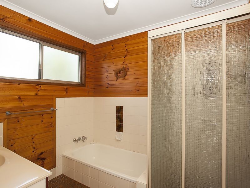 18 Riverview Road, Nerang QLD 4211