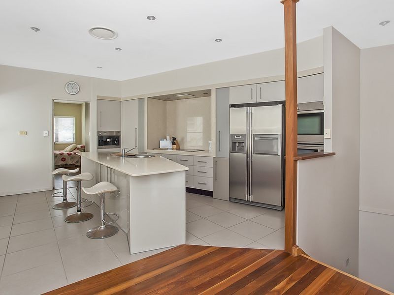 1/49B Palm Avenue, Surfers Paradise QLD 4217