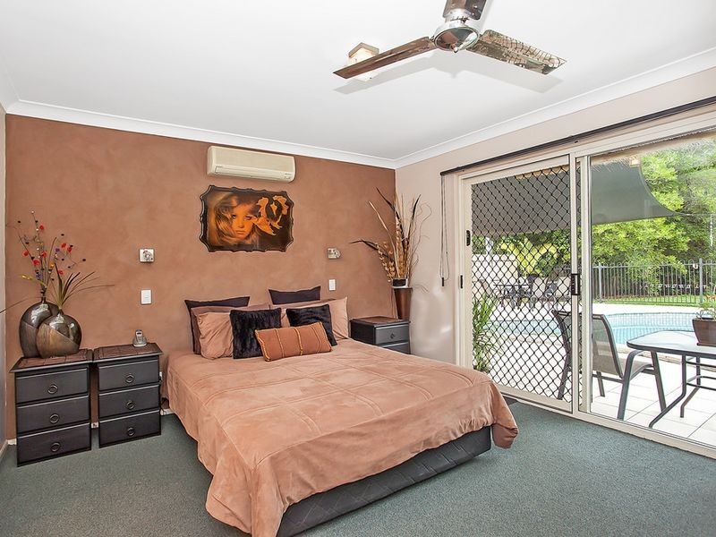 12 Wedgetail Lane, Nerang QLD 4211