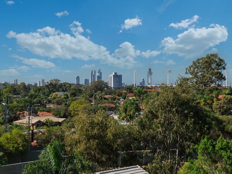 14 Tara Terrace, Carrara QLD 4211