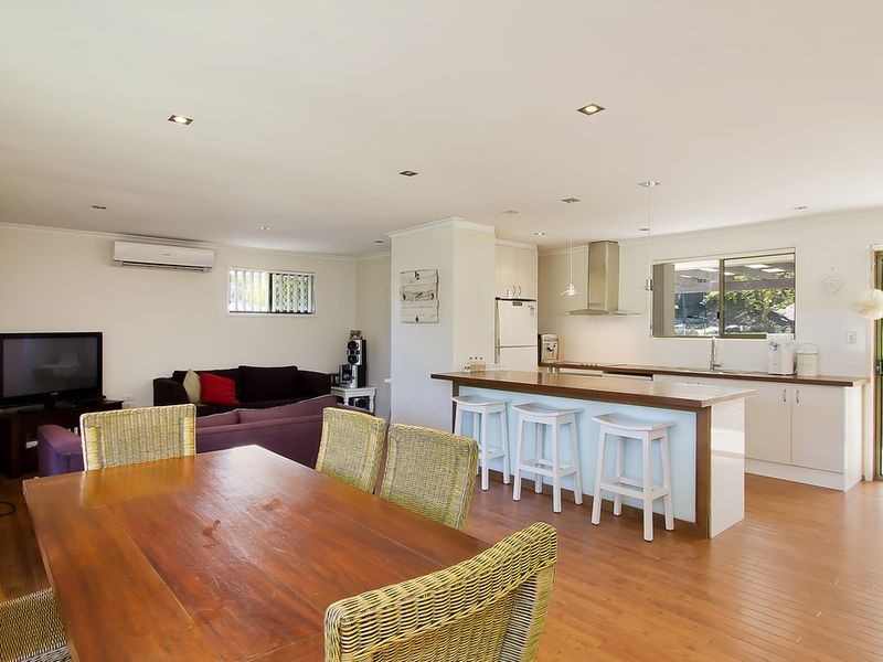 12 Guthrie Parade, Carrara QLD 4211