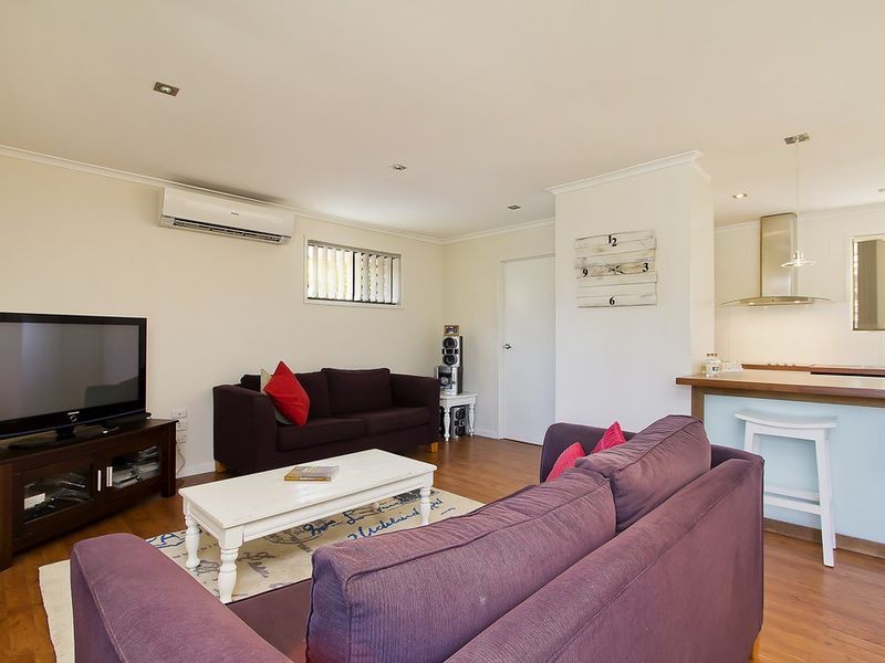 12 Guthrie Parade, Carrara QLD 4211