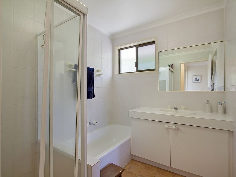 12 Guthrie Parade, Carrara QLD 4211