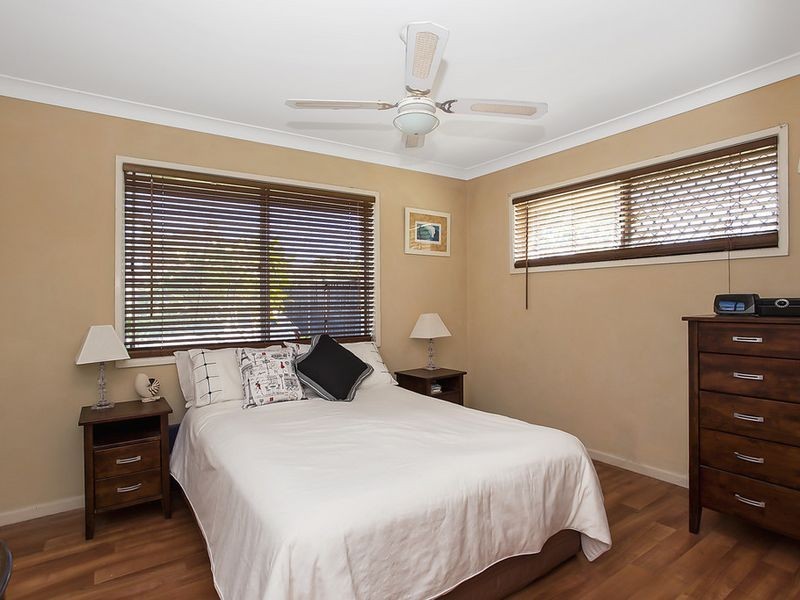 33 Mualla Drive, Ashmore QLD 4214