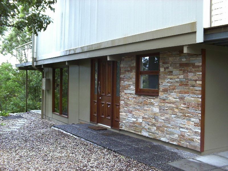 101 Ocean Parade, Burleigh Heads QLD 4220