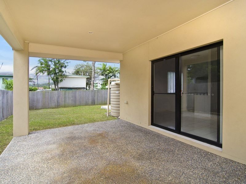 66 Nerang Broadbeach Road, Nerang QLD 4211