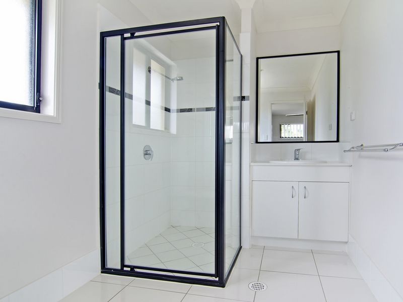 66 Nerang Broadbeach Road, Nerang QLD 4211