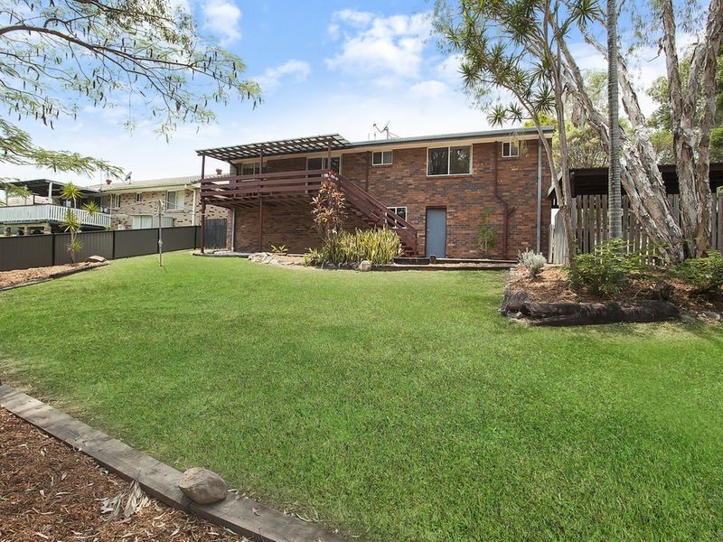 11 Kincaid Drive, Highland Park QLD 4211