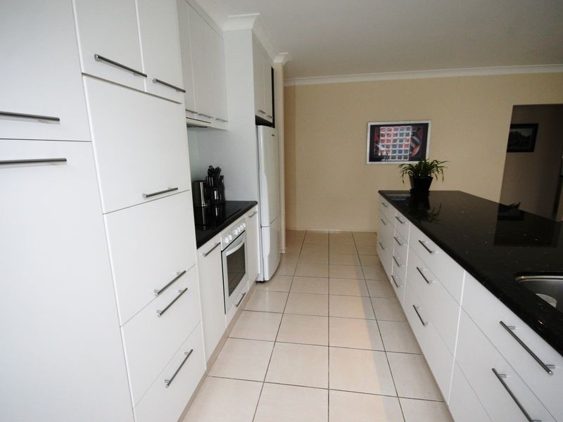 17 Nikau Crescent, Nerang QLD 4211