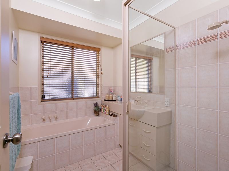 2 Denika Court, Mudgeeraba QLD 4213