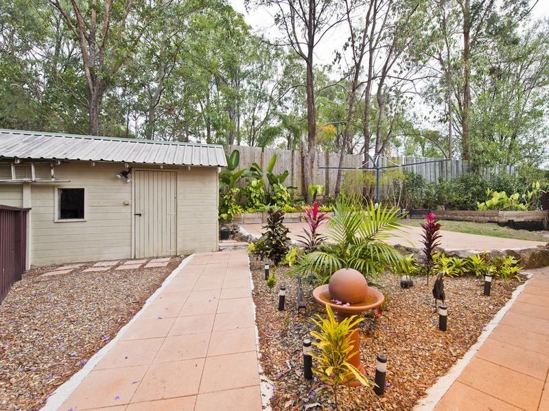 15 Josephine Terrace, Highland Park QLD 4211