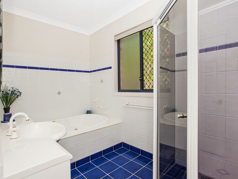55 Armstrong Way, Highland Park QLD 4211